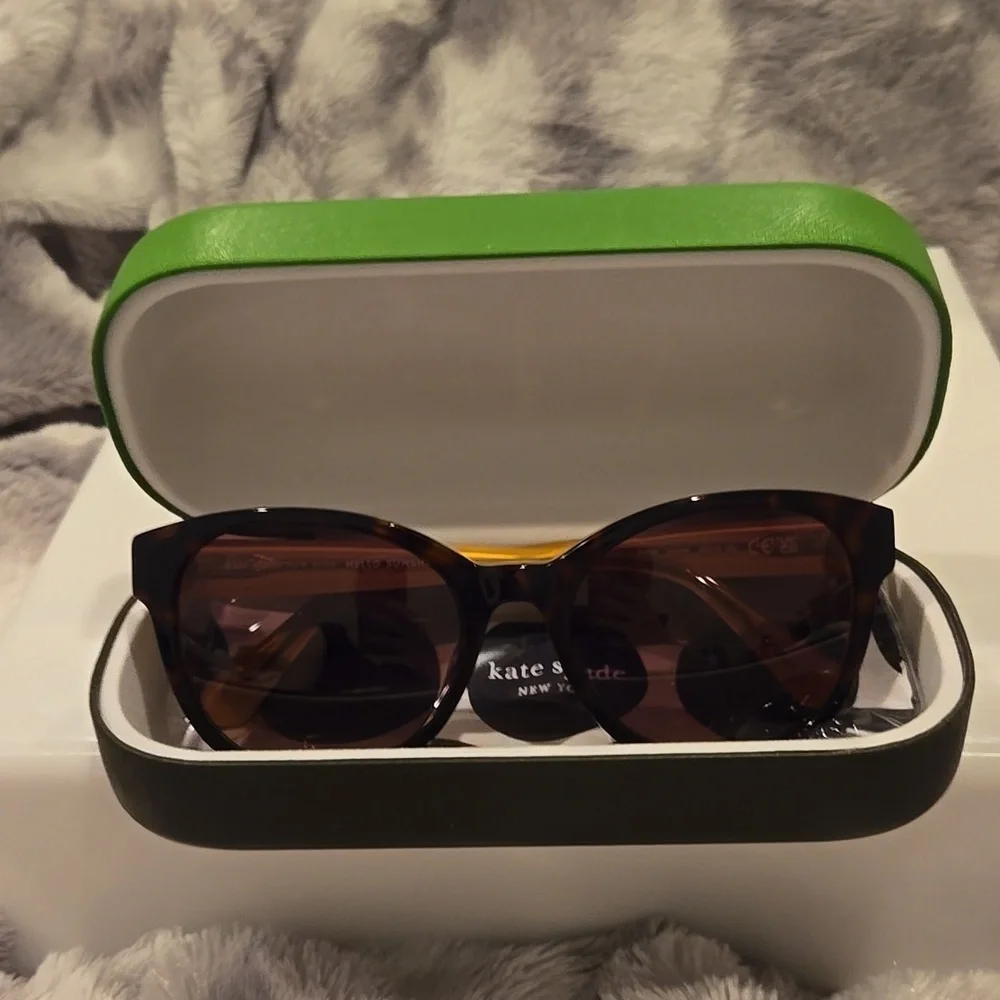 Kate Spade Havana and Gold Cat Eye Sunglasses Nathalie Brand New In Case